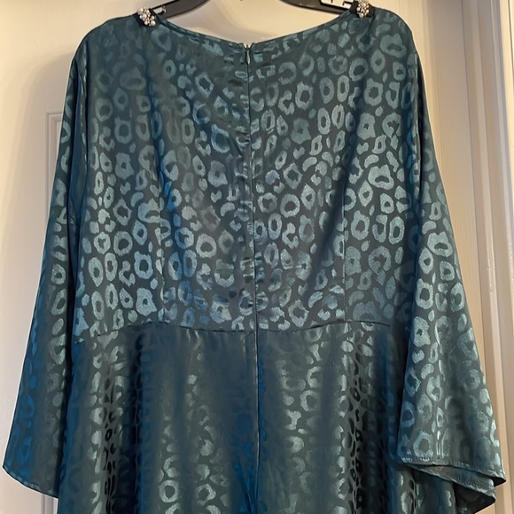 SHEIN dark teal/greenish Long Sleeve Dress, size 3X - Picture 12 of 14